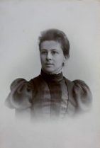 Anna Sutherland
